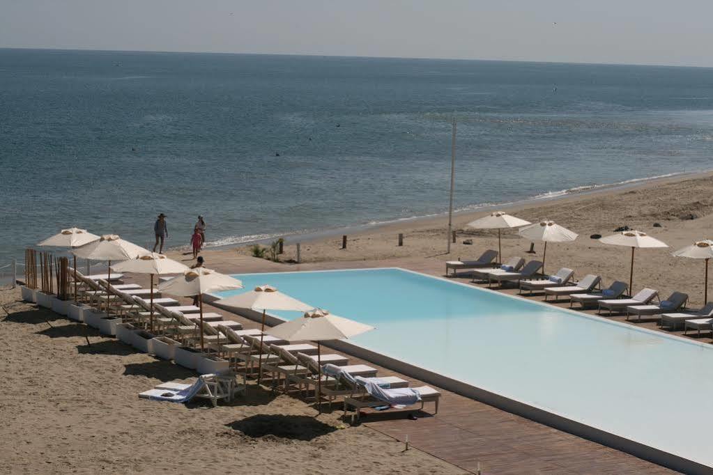 Socialtel Mancora Hotell Eksteriør bilde
